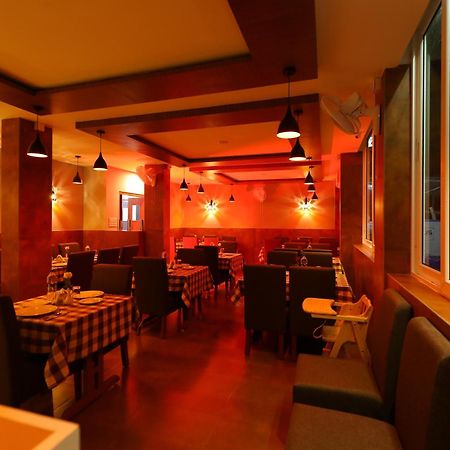 Hotel La Serene Mattannur Mattanur Экстерьер фото